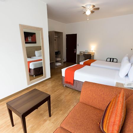 Casa Andina Standard Miraflores San Antonio Лима Экстерьер фото